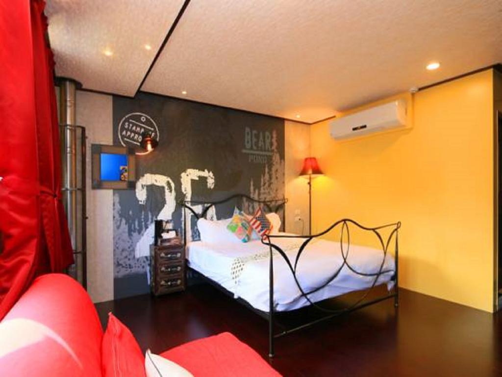 Bed and Breakfast Mystery13 Лодун Экстерьер фото